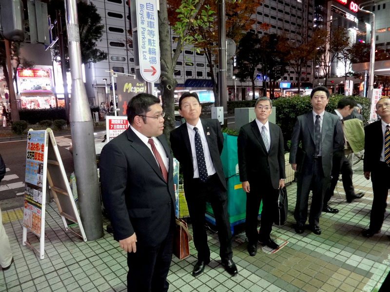 常任委員会で神奈川県警を訪問し、川崎市駅前の街頭防犯カメラを視察